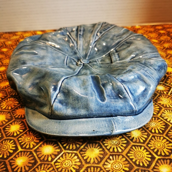 Vintage Denim Newsboy Cap Hat Ceramic Ashtray Trinket Dish Wall Hanging - Picture 3 of 17